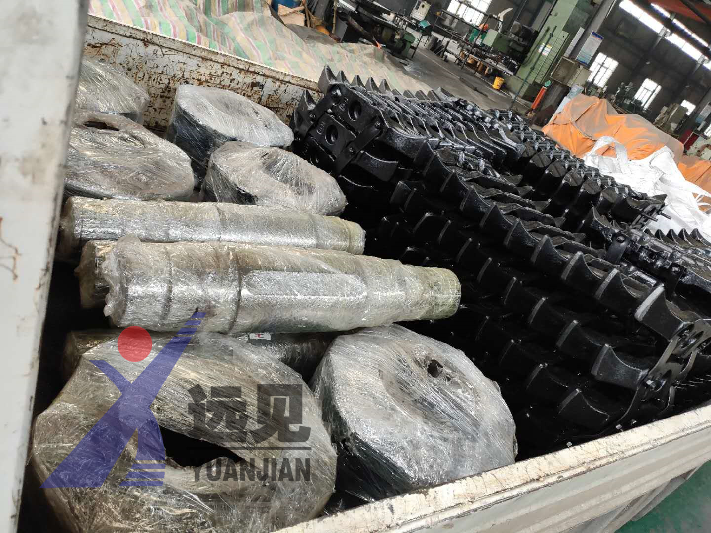 客戶(hù)訂購(gòu)的一批鏈輪組件、刮板發(fā)貨